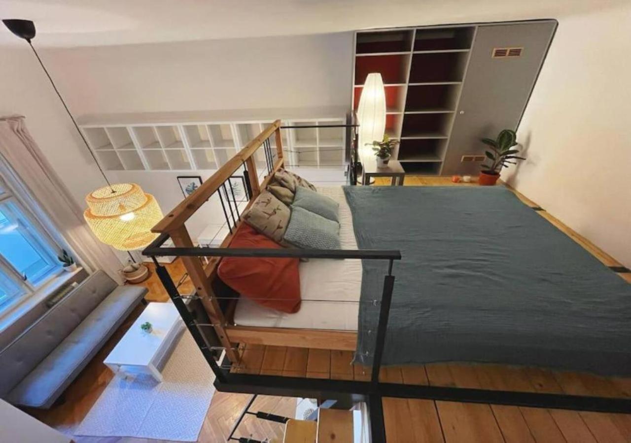 Netradicny Apartman V Centre บราติสลาวา ภายนอก รูปภาพ